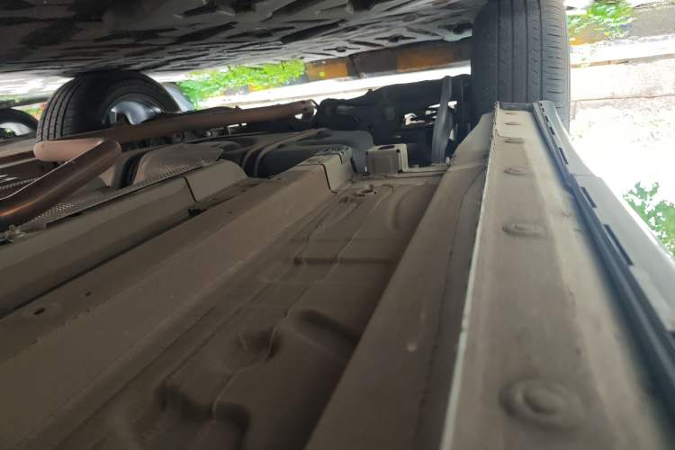 Used GAC Trumpchi EMKOO 2022 1.5T Supernova Pro Edition Chassis Rear Right