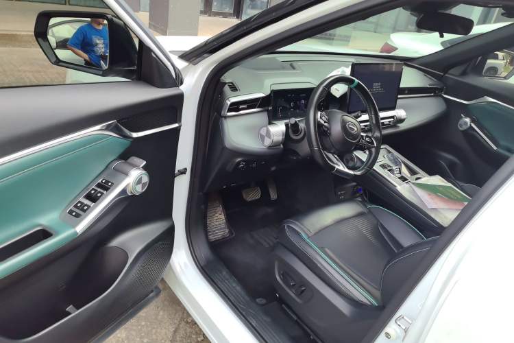 Used GAC Trumpchi EMKOO 2022 2.0 ATK TwinStar Pro Edition Driver Seat