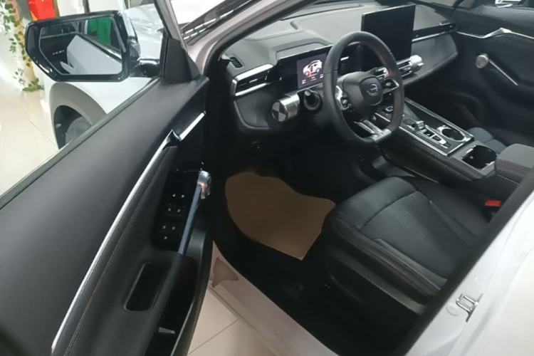 Used GAC Trumpchi EMKOO 2022 1.5T Supernova Pro Edition Driver Seat