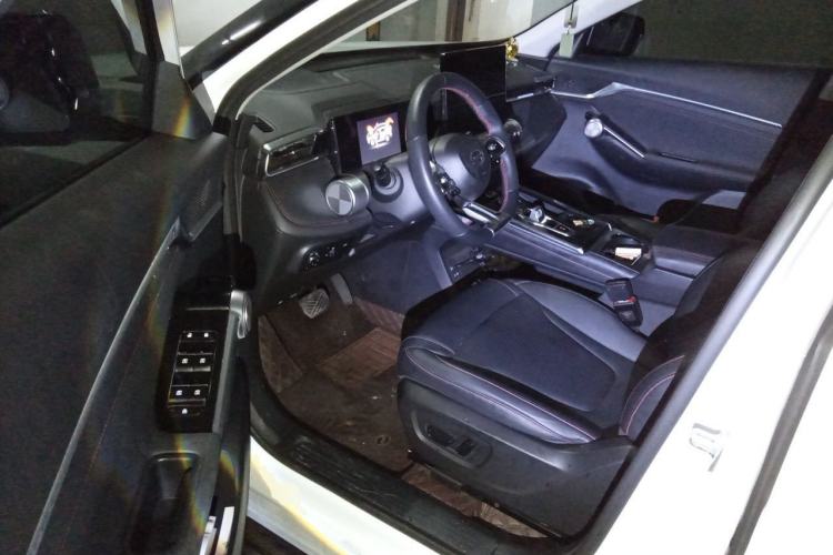 Used GAC Trumpchi EMKOO 2022 1.5T Supernova Pro Edition Driver Seat