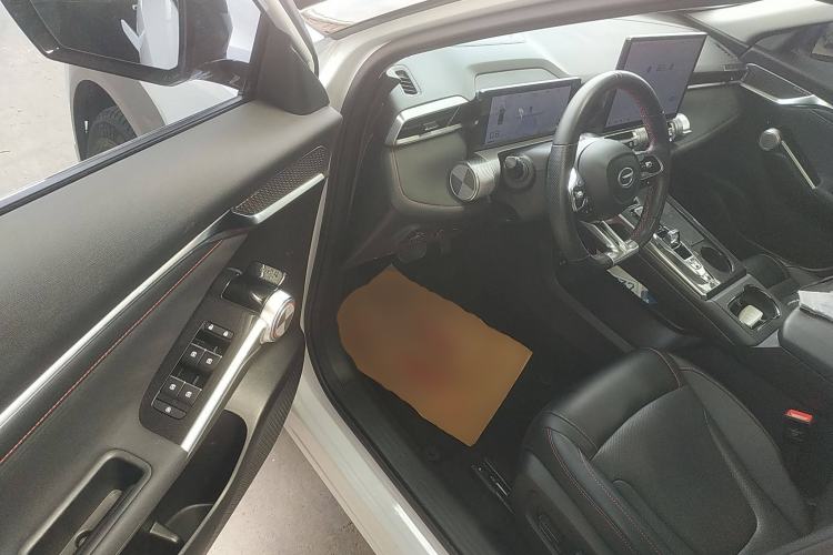 Used GAC Trumpchi EMKOO 2022 1.5T Supernova Max Edition Driver Seat