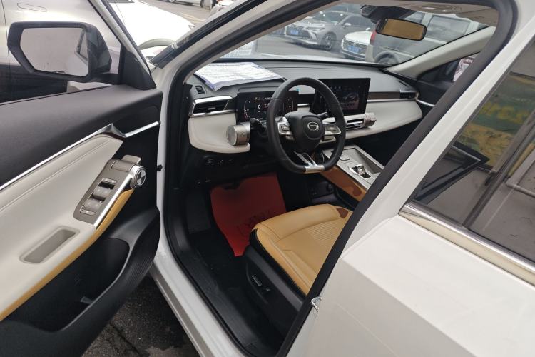 Used GAC Trumpchi EMKOO 2022 2.0 ATK Gemini Edition Driver Seat