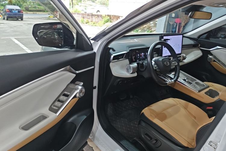 Used GAC Trumpchi EMKOO 2022 2.0 ATK TwinStar Pro Edition Driver Seat