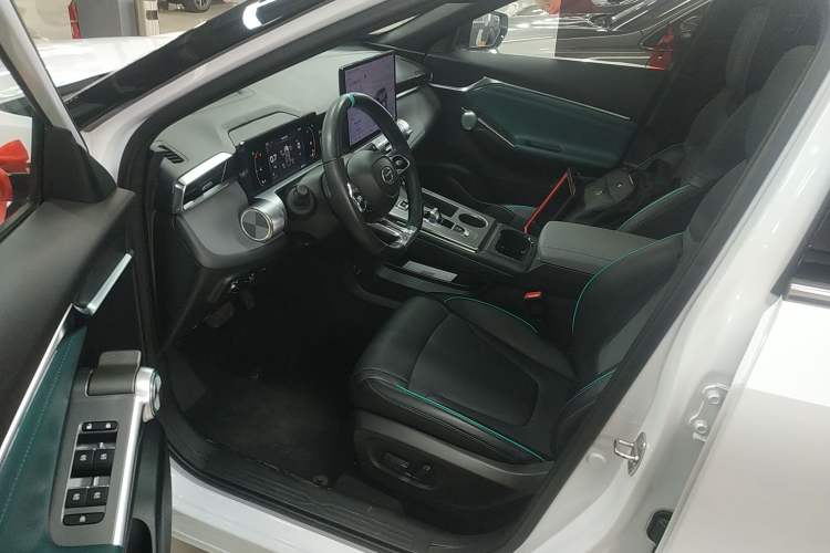 Used GAC Trumpchi EMKOO 2022 2.0T Neutron Star Pro Edition Driver Seat