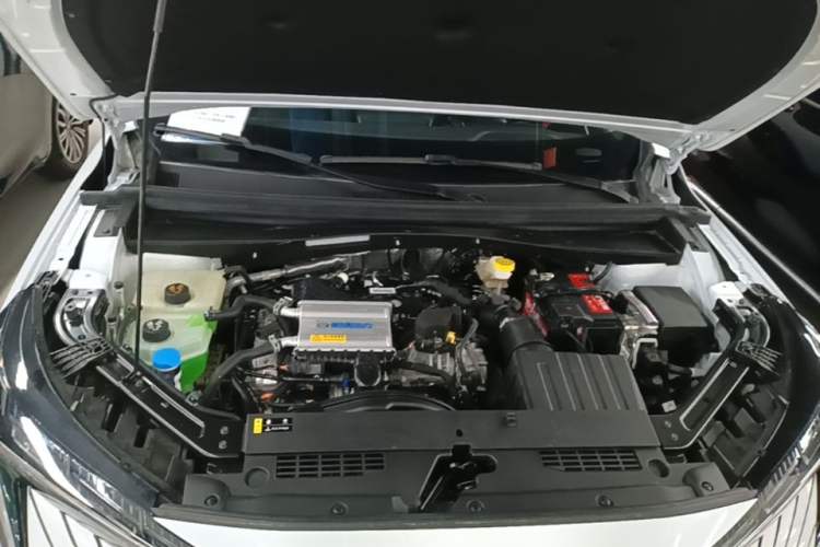 Used GAC Trumpchi EMKOO 2022 1.5T Supernova Pro Edition Engine Bay