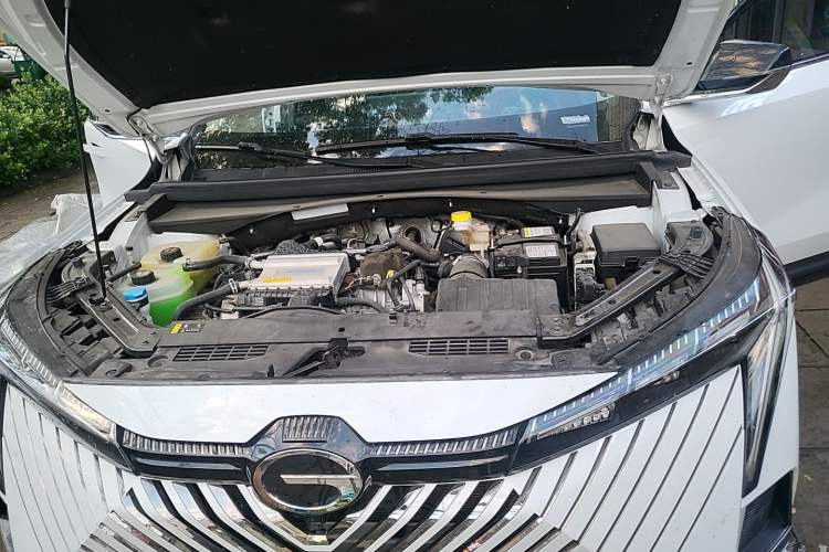 Used GAC Trumpchi EMKOO 2022 1.5T Supernova Max Edition Engine Bay