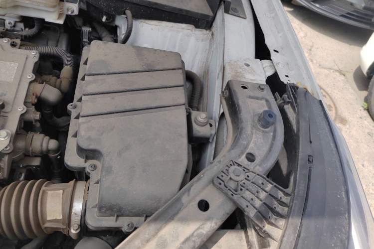 Used GAC Trumpchi EMKOO 2022 2.0 ATK TwinStar Pro Edition Engine Bay Left