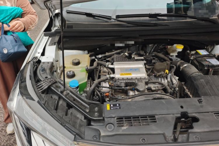 Used GAC Trumpchi EMKOO 2022 1.5T Supernova Pro Edition Engine Bay Right