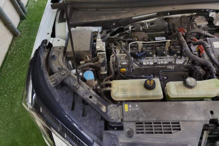 Used GAC Trumpchi EMKOO 2022 2.0 ATK TwinStar Pro Edition Engine Bay Right