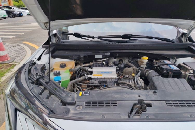 Used GAC Trumpchi EMKOO 2022 1.5T Supernova Pro Edition Engine Bay Right