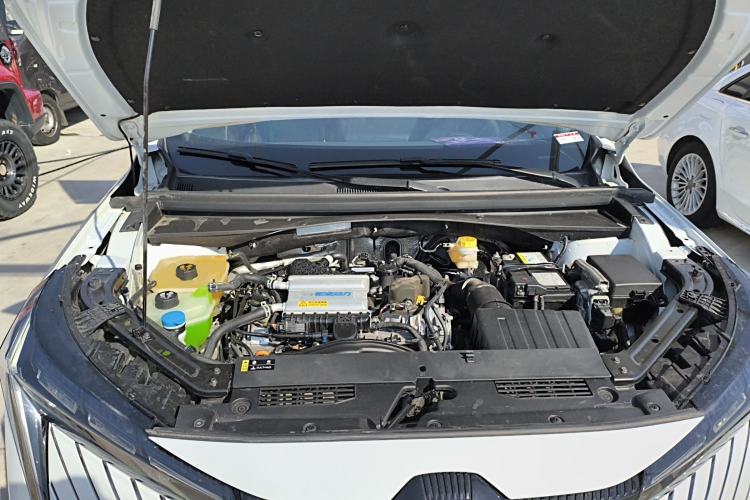 Used GAC Trumpchi EMKOO 2022 1.5T Supernova Pro Edition Engine Bay