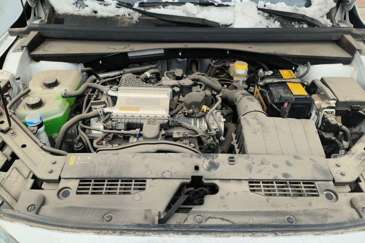 Used GAC Trumpchi EMKOO 2022 1.5T Supernova Pro Edition Engine Bay