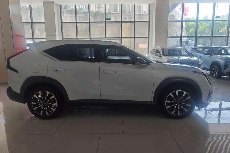 Used GAC Trumpchi EMKOO 2022 1.5T Supernova Pro Edition Exterior 2