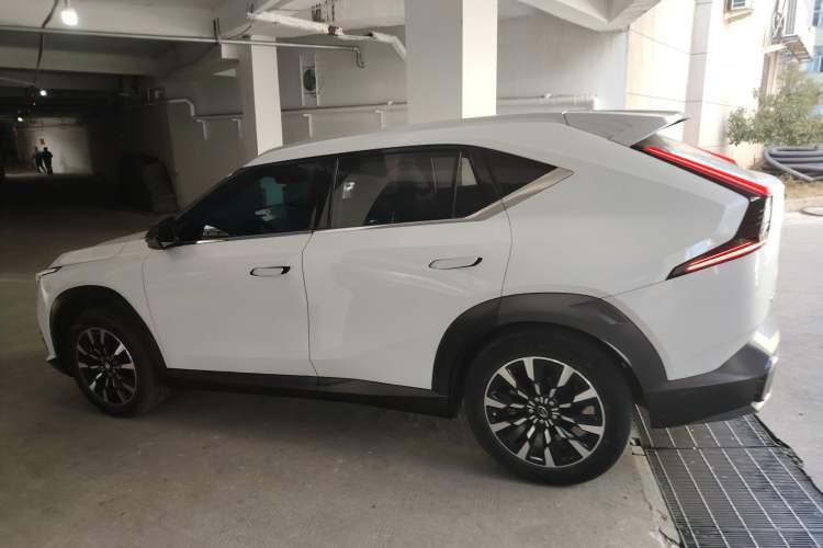 Used GAC Trumpchi EMKOO 2022 2.0 ATK TwinStar Max Edition Exterior 3