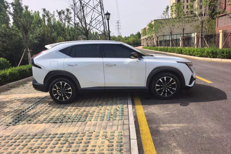 Used GAC Trumpchi EMKOO 2022 1.5T Supernova Pro Edition Exterior 3