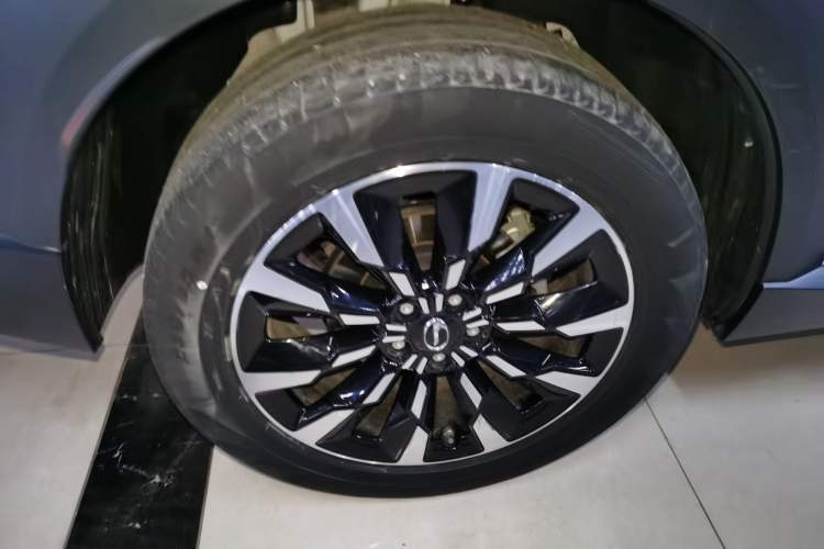 Used GAC Trumpchi EMKOO 2022 1.5T Supernova Pro Edition Exterior 8