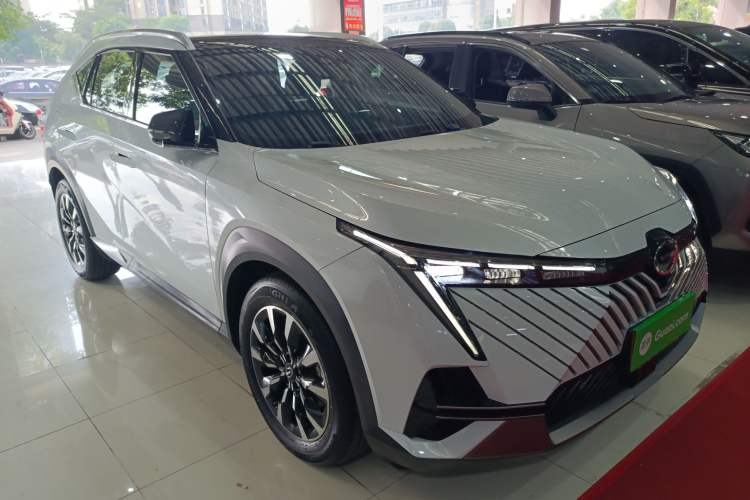 Used GAC Trumpchi EMKOO 2022 1.5T Supernova Pro Edition Front Right 45 Deg