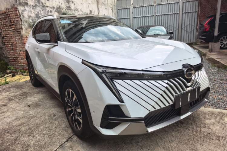 Used GAC Trumpchi EMKOO 2022 1.5T Supernova Max Edition Front Right 45 Deg