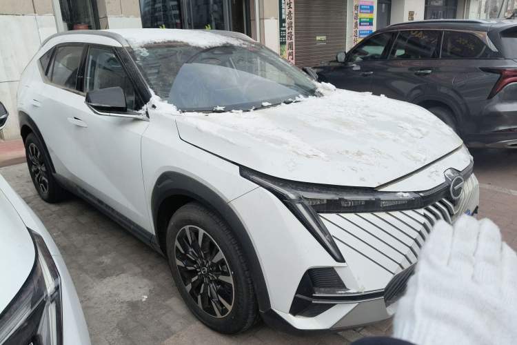 Used GAC Trumpchi EMKOO 2022 1.5T Supernova Pro Edition Front Right 45 Deg