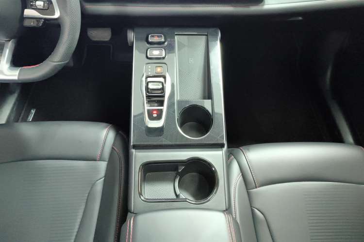Used GAC Trumpchi EMKOO 2022 1.5T Supernova Edition Gear Lever