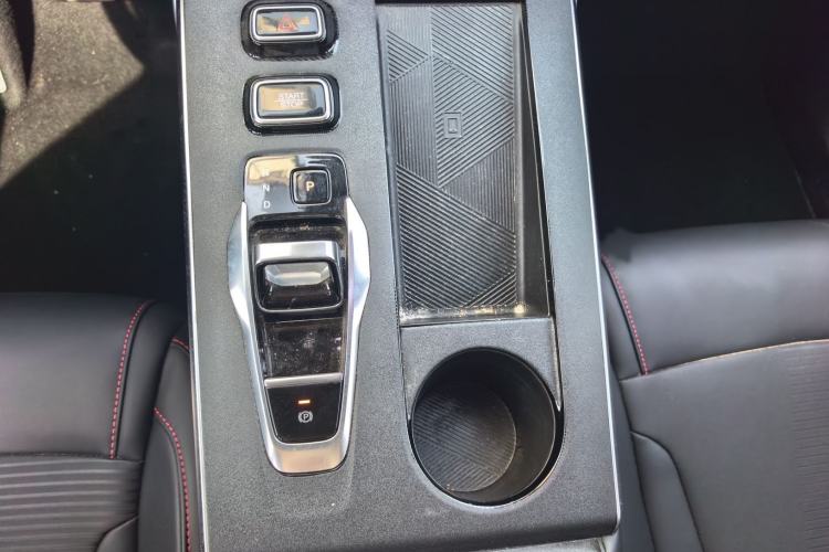 Used GAC Trumpchi EMKOO 2022 1.5T Supernova Pro Edition Gear Lever