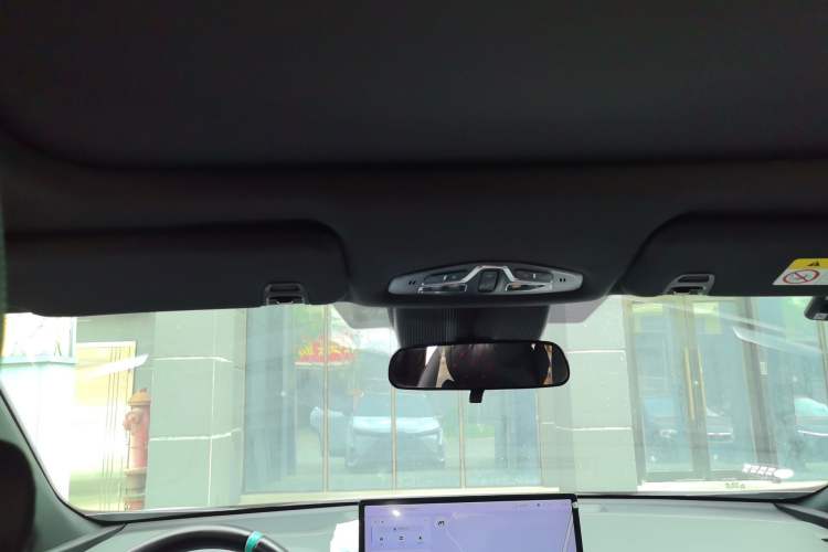 Used GAC Trumpchi EMKOO 2022 2.0 ATK TwinStar Pro Edition Headliner