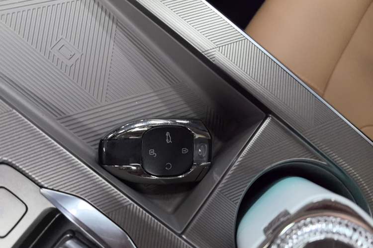 Used GAC Trumpchi EMKOO 2022 1.5T Supernova Pro Edition Interior 1