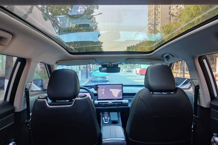 Used GAC Trumpchi EMKOO 2022 2.0 ATK TwinStar Max Edition Interior 13