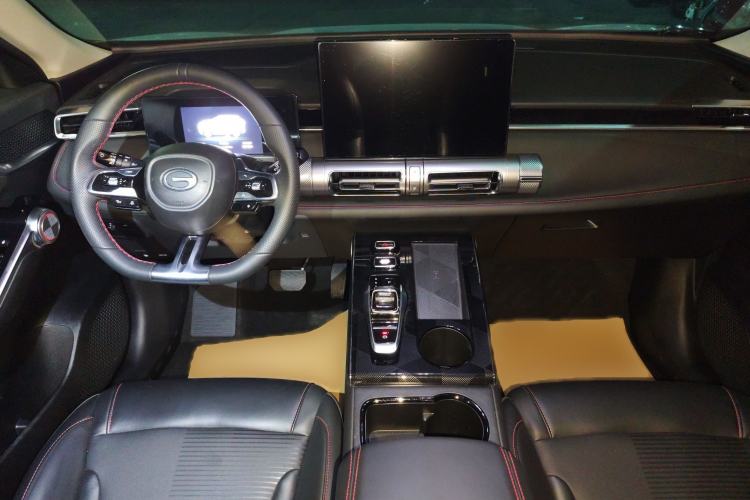 Used GAC Trumpchi EMKOO 2022 1.5T Supernova Pro Edition Interior 2