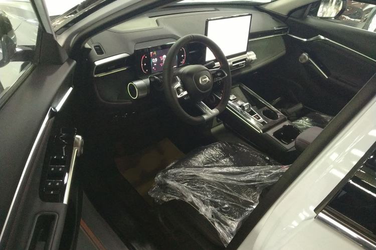 Used GAC Trumpchi EMKOO 2022 1.5T Supernova Pro Edition Interior 3