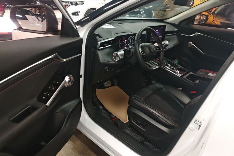 Used GAC Trumpchi EMKOO 2022 1.5T Supernova Edition Interior 3