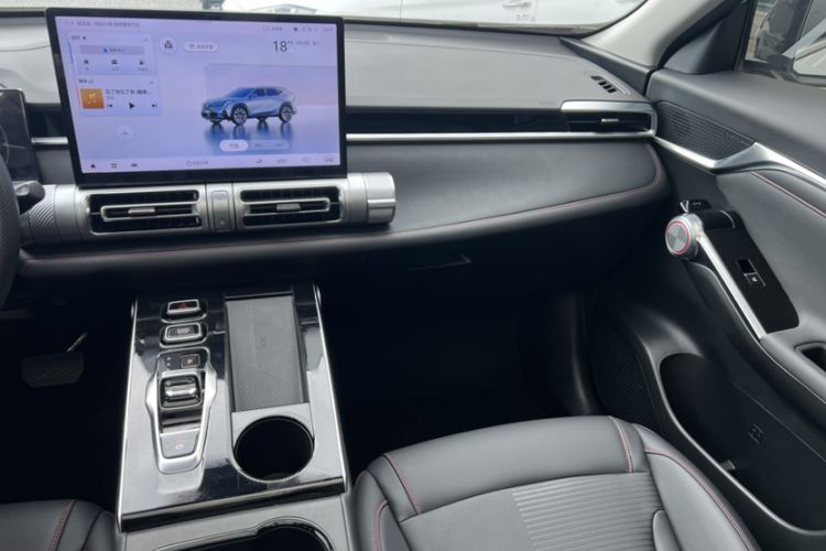 Used GAC Trumpchi EMKOO 2022 2.0 ATK TwinStar Pro Edition Interior 5