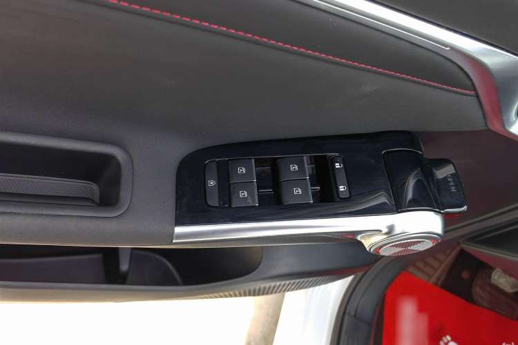 Used GAC Trumpchi EMKOO 2022 1.5T Supernova Pro Edition Interior 9