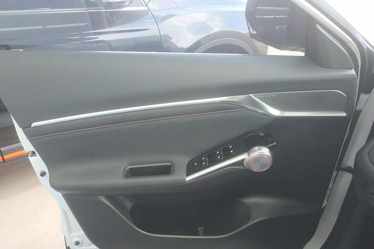 Used GAC Trumpchi EMKOO 2022 1.5T Supernova Max Edition Left Front Door Interior