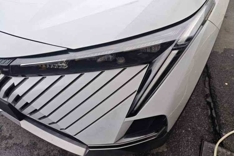 Used GAC Trumpchi EMKOO 2022 2.0 ATK Gemini Edition Left Front Headlight