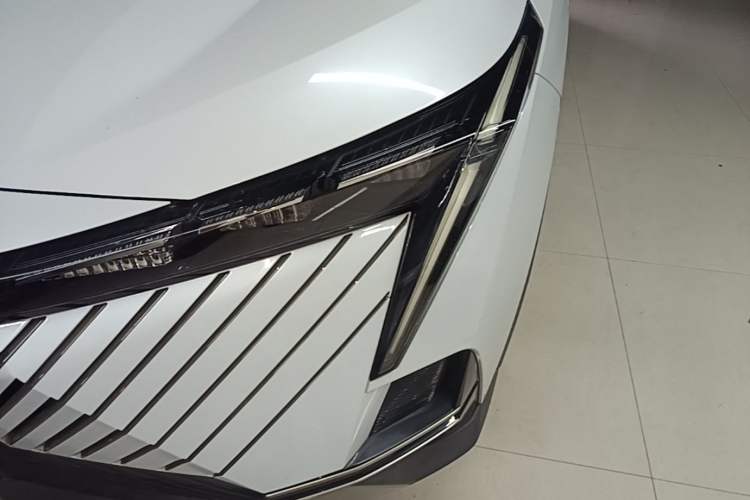Used GAC Trumpchi EMKOO 2022 2.0 ATK Gemini Edition Left Front Headlight