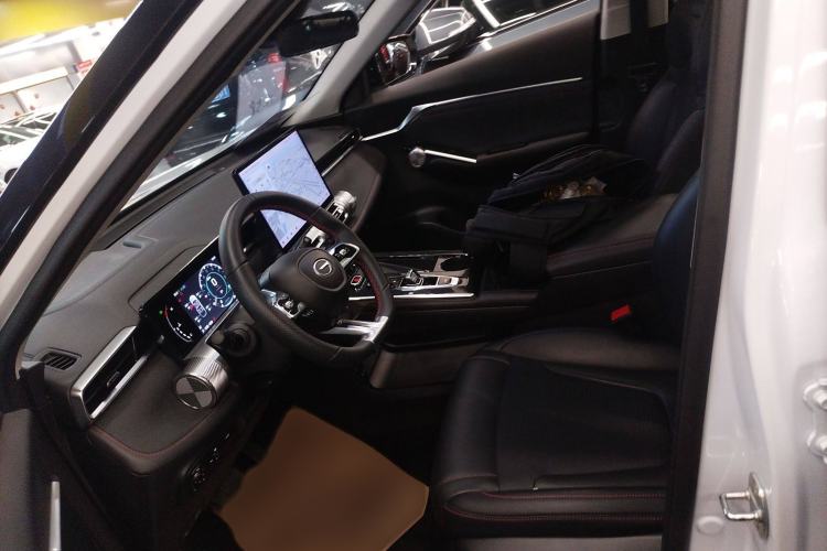 Used GAC Trumpchi EMKOO 2022 1.5T Supernova Pro Edition Left Front Seat