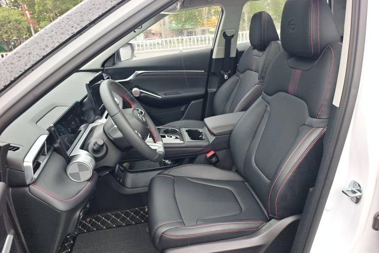Used GAC Trumpchi EMKOO 2022 2.0 ATK Gemini Edition Left Front Seat