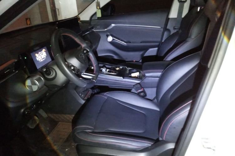 Used GAC Trumpchi EMKOO 2022 1.5T Supernova Pro Edition Left Front Seat