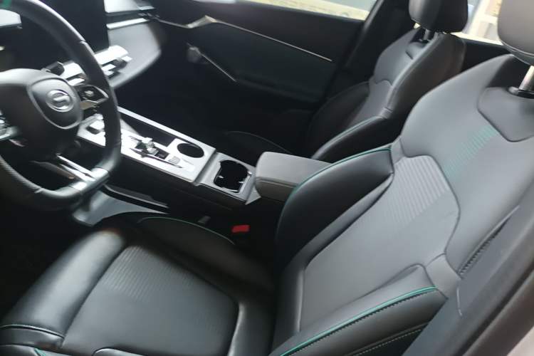 Used GAC Trumpchi EMKOO 2022 1.5T Supernova Pro Edition Left Front Seat