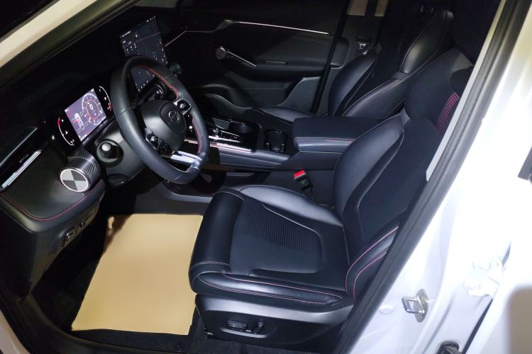 Used GAC Trumpchi EMKOO 2022 1.5T Supernova Pro Edition Left Front Seat