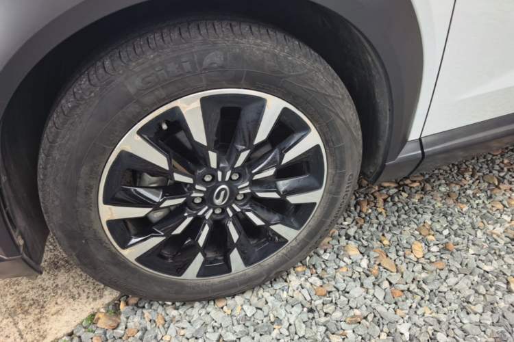 Used GAC Trumpchi EMKOO 2022 1.5T Supernova Max Edition Left Front Wheel Hub