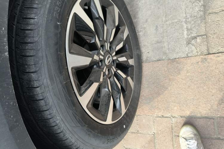 Used GAC Trumpchi EMKOO 2022 1.5T Supernova Pro Edition Left Front Wheel Hub