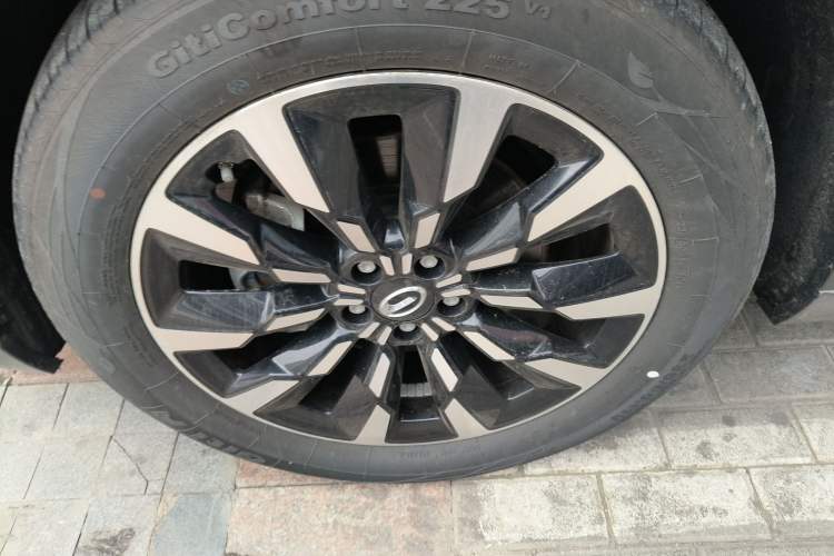 Used GAC Trumpchi EMKOO 2022 1.5T Supernova Pro Edition Left Front Wheel Hub