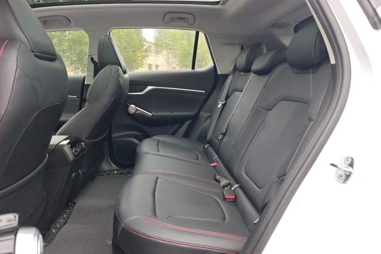 Used GAC Trumpchi EMKOO 2022 2.0 ATK Gemini Edition Left Rear Seat