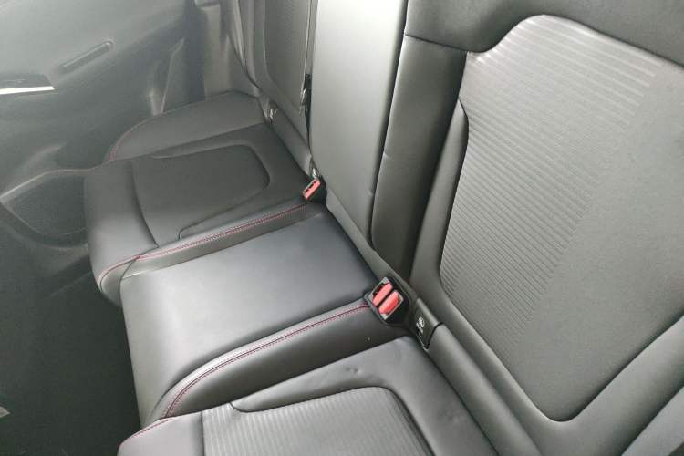 Used GAC Trumpchi EMKOO 2022 2.0T Neutron Star Pro Edition Left Rear Seat