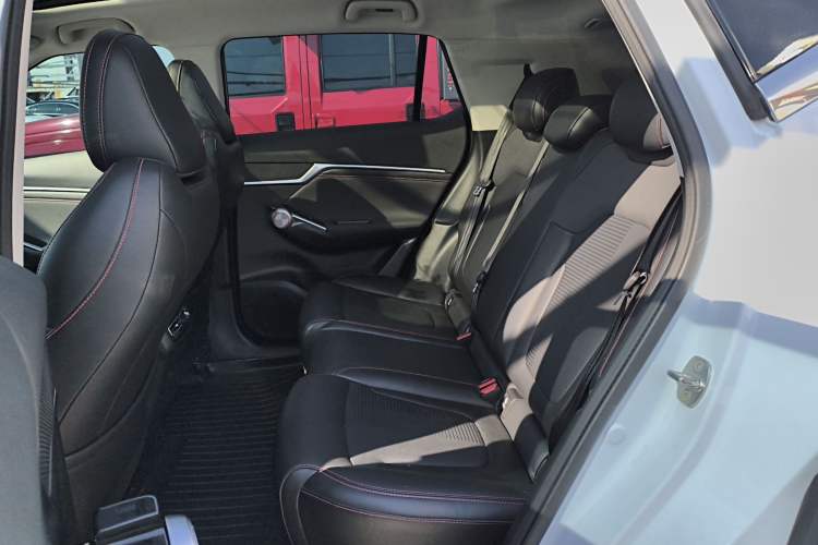 Used GAC Trumpchi EMKOO 2022 1.5T Supernova Pro Edition Left Rear Seat