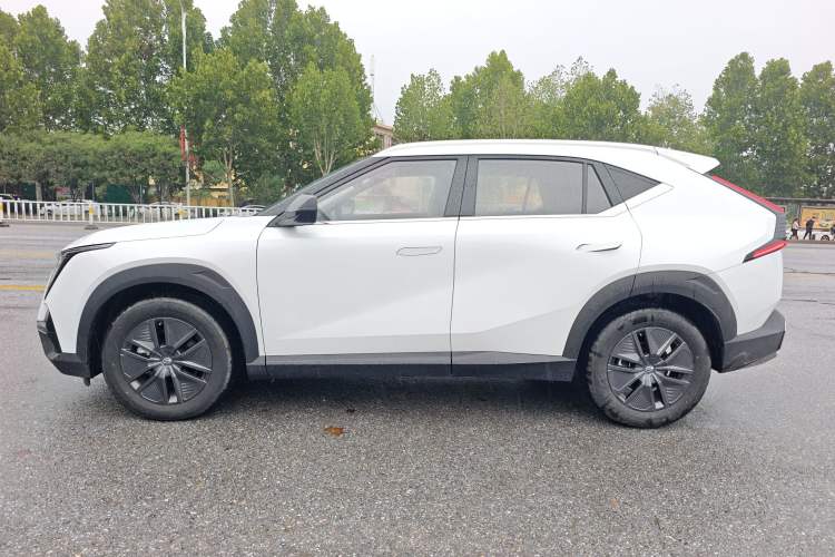 Used GAC Trumpchi EMKOO 2022 2.0 ATK Gemini Edition Left Side