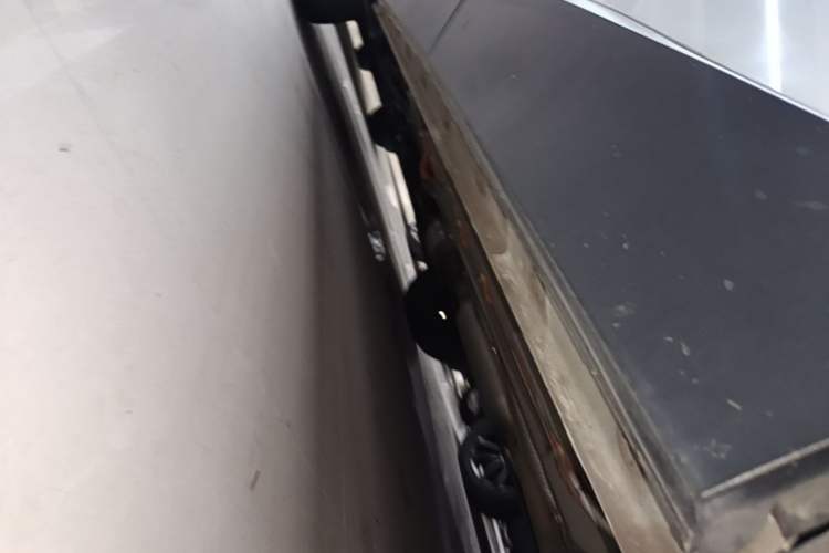 Used GAC Trumpchi EMKOO 2022 2.0 ATK Gemini Edition Left Side Sill