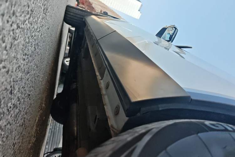 Used GAC Trumpchi EMKOO 2022 1.5T Supernova Pro Edition Left Side Sill
